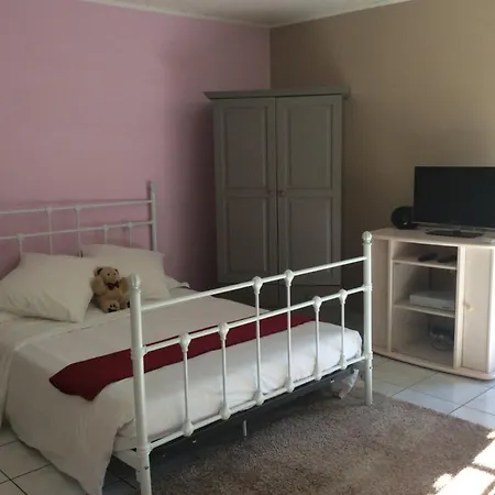 Holiday home Mas Grandiflora Espira-de-l'Agly